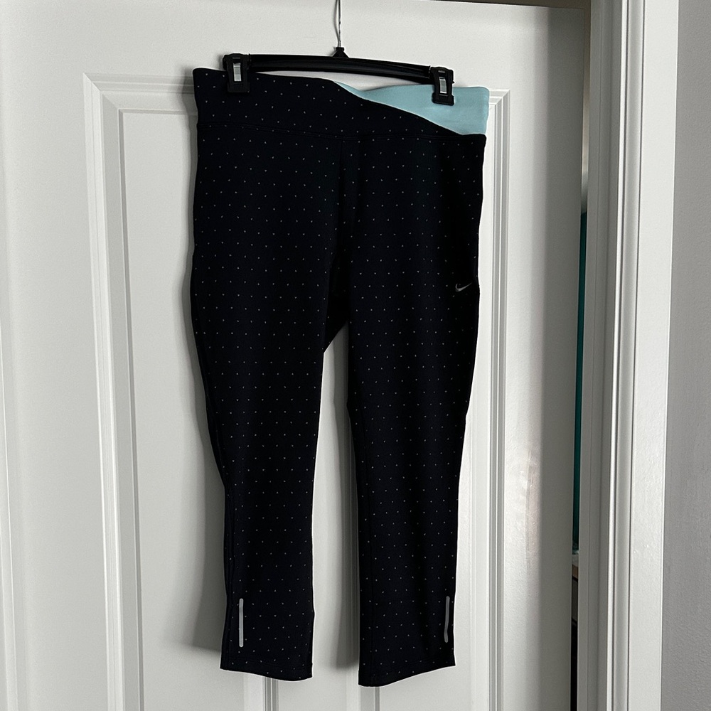 Nike Black Polka Dot capri Leggings with Blue Waistband size medium